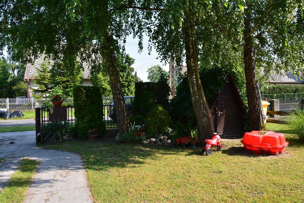 Вілла Rozsa Nyaralohaz Балатонбоглар Екстер'єр фото